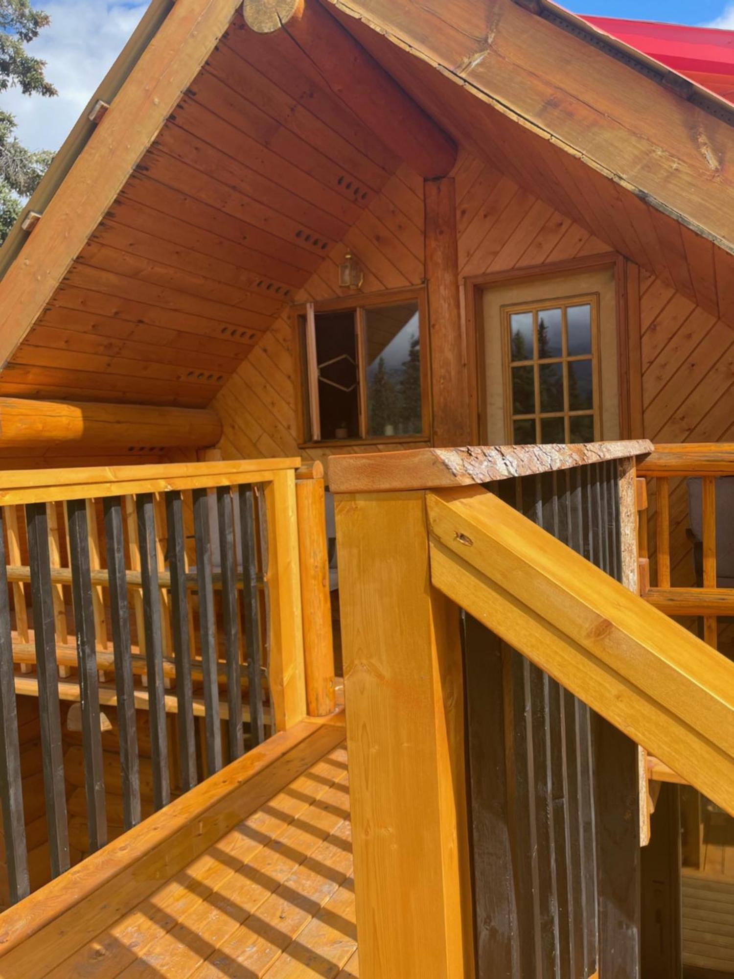 Mount Logan Ecolodge & Retreat Center Haines Junction Exterior photo